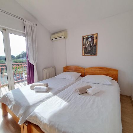 Rooms Slavica Okrug Gornji Cameră foto